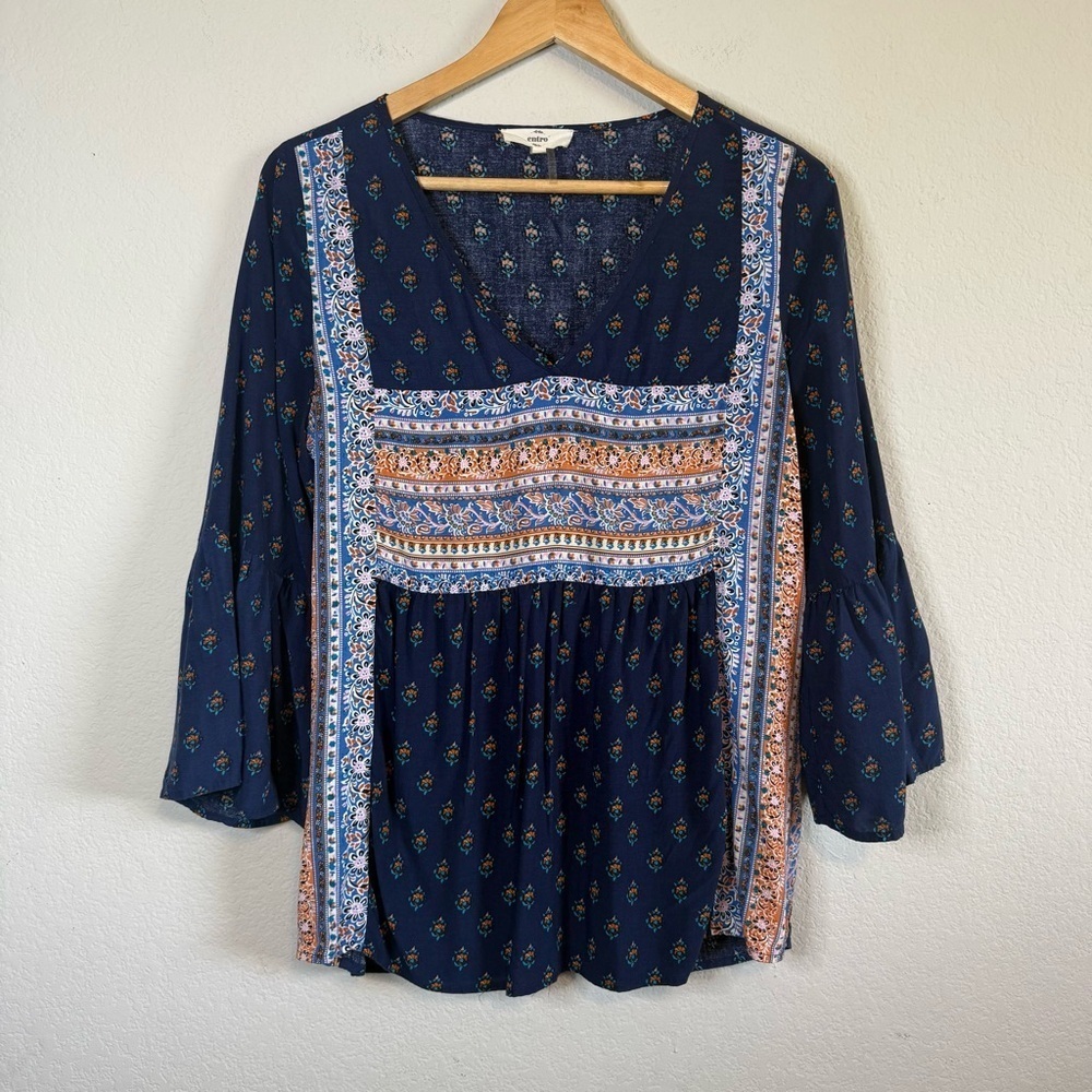 Entro Navy Blue Boho Split Neck Flare Sleeve Floral Pattern Lightweight Shirt LG